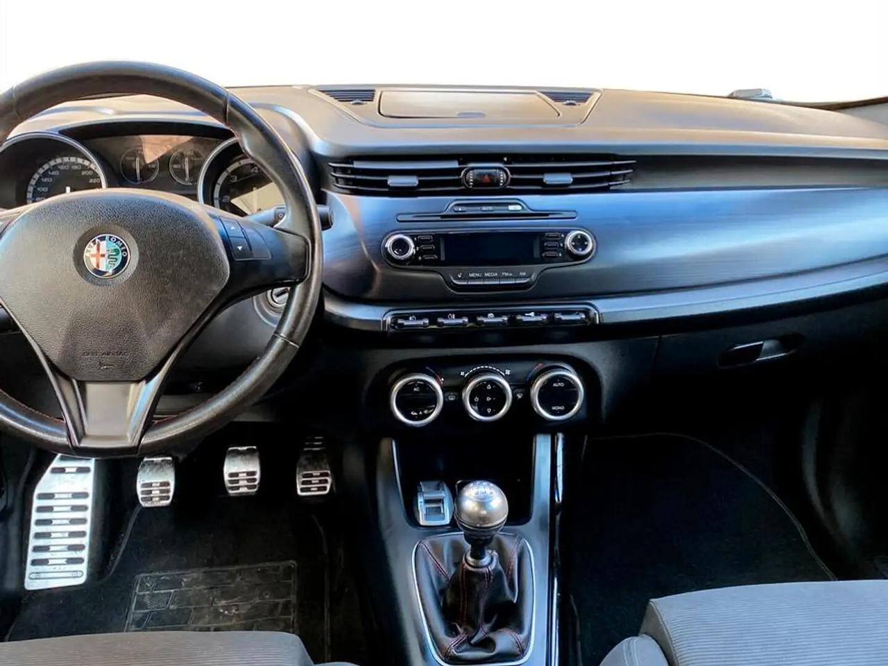 Alfa Romeo Giulietta 2.0 JTDm-2 140 CV Distinctive