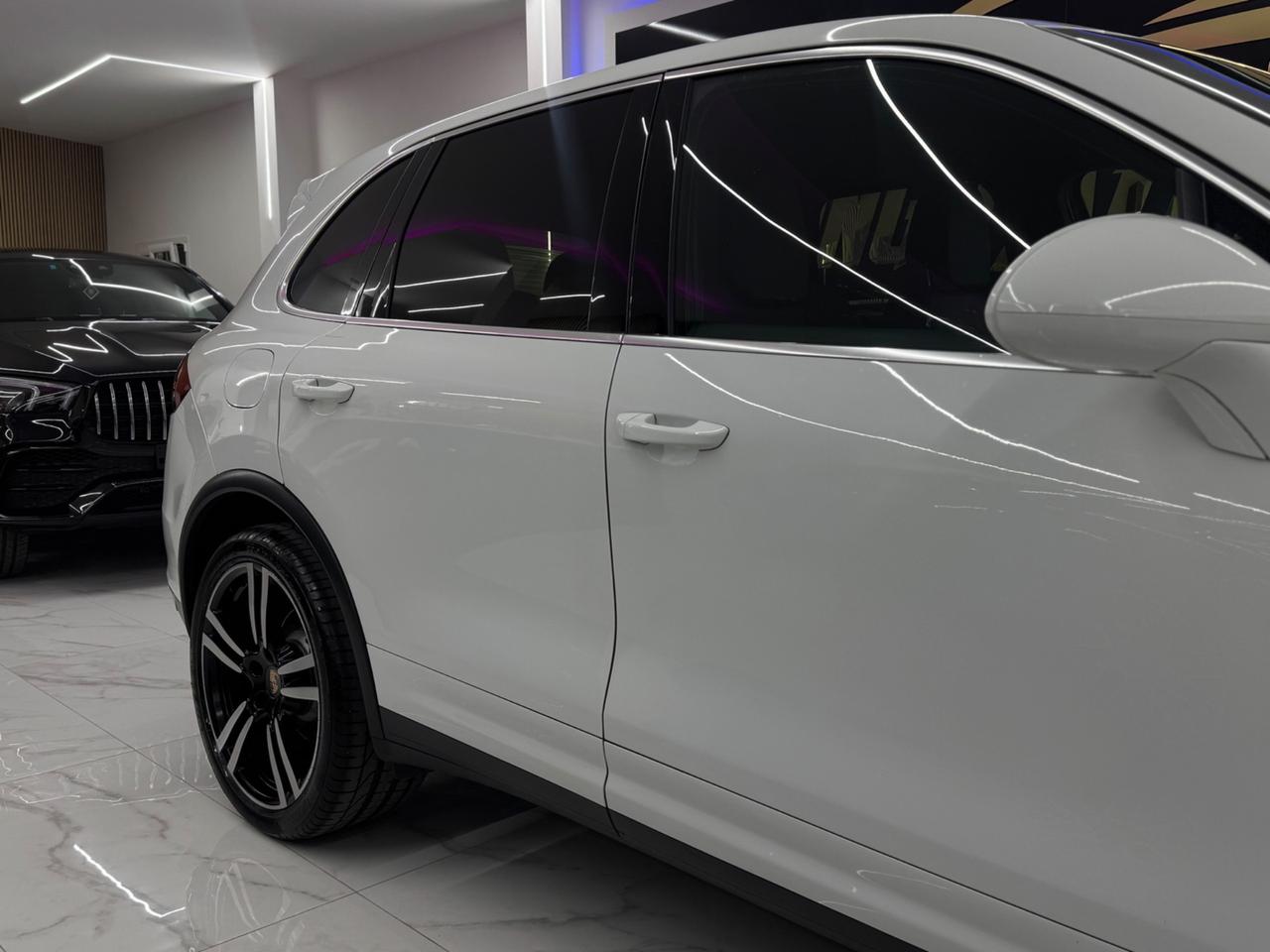 Porsche Cayenne 3.0 Diesel Iper Full