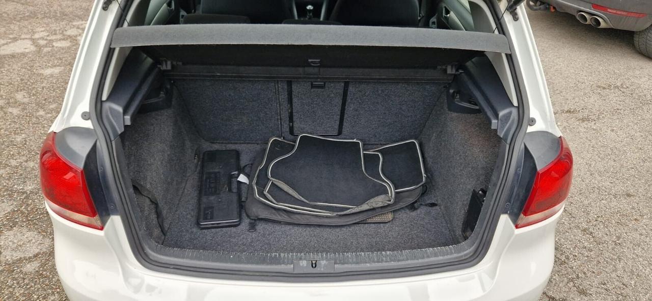 Volkswagen Golf Business 1.6 TDI 5p. Highline