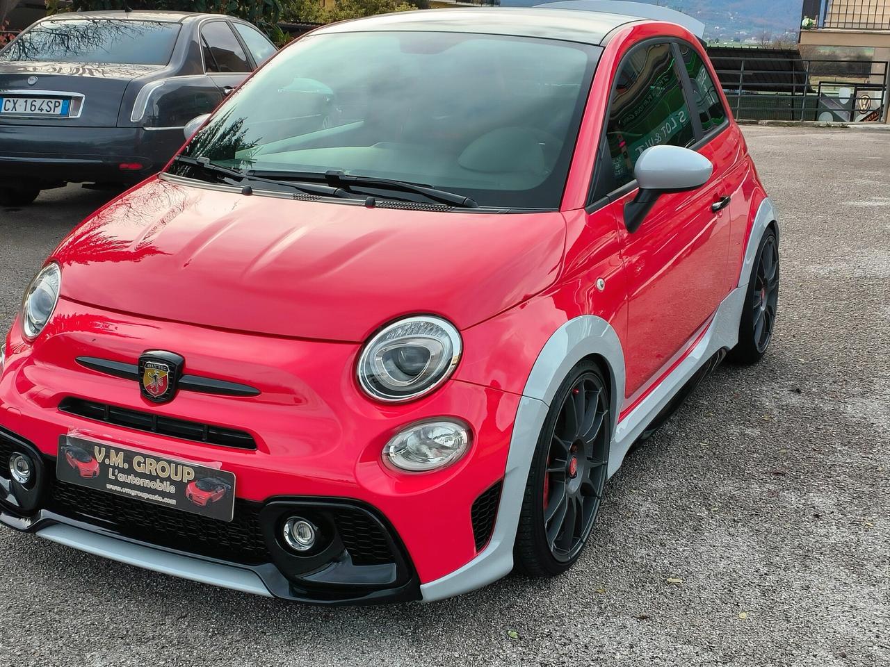 Abarth 695 1.4 Turbo T-Jet Rivale 175 Anniversary