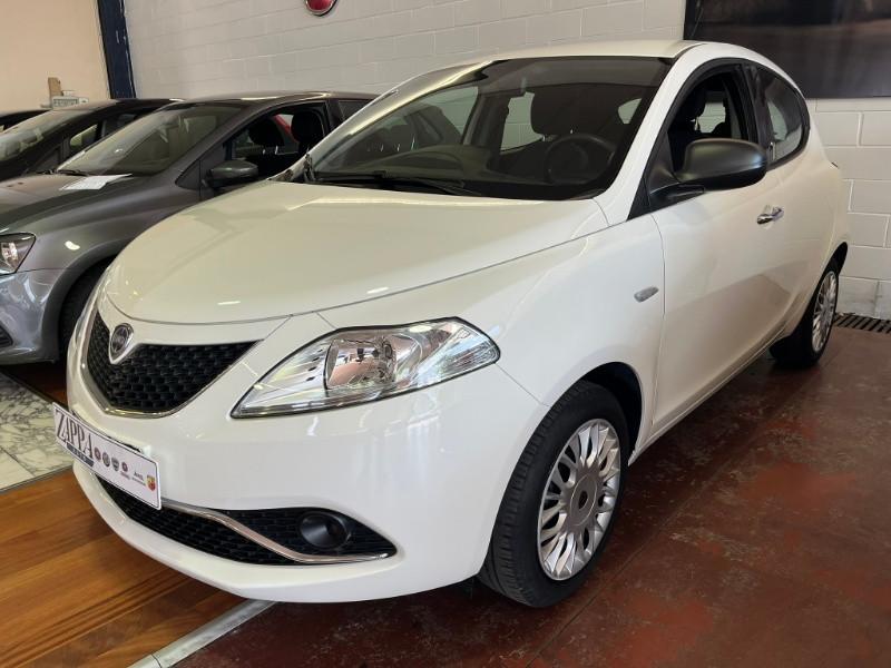 LANCIA Ypsilon 1.2 69 CV 5 porte Silver
