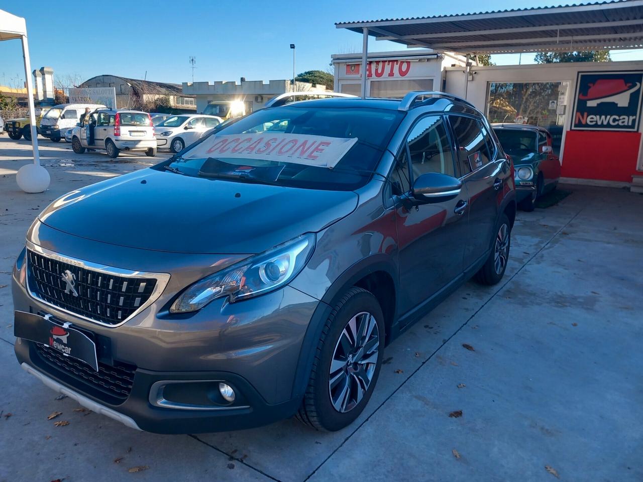 Peugeot 2008 BlueHDi 100 Allure tetto xeno pelle garanzia