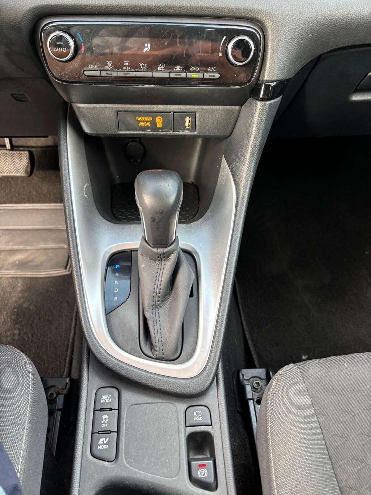 Toyota Yaris 1.5 Hybrid 5 porte Active NESSUN VINCOLO