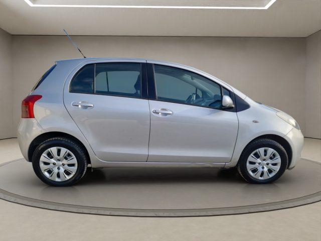 TOYOTA Yaris 1.0 5 porte