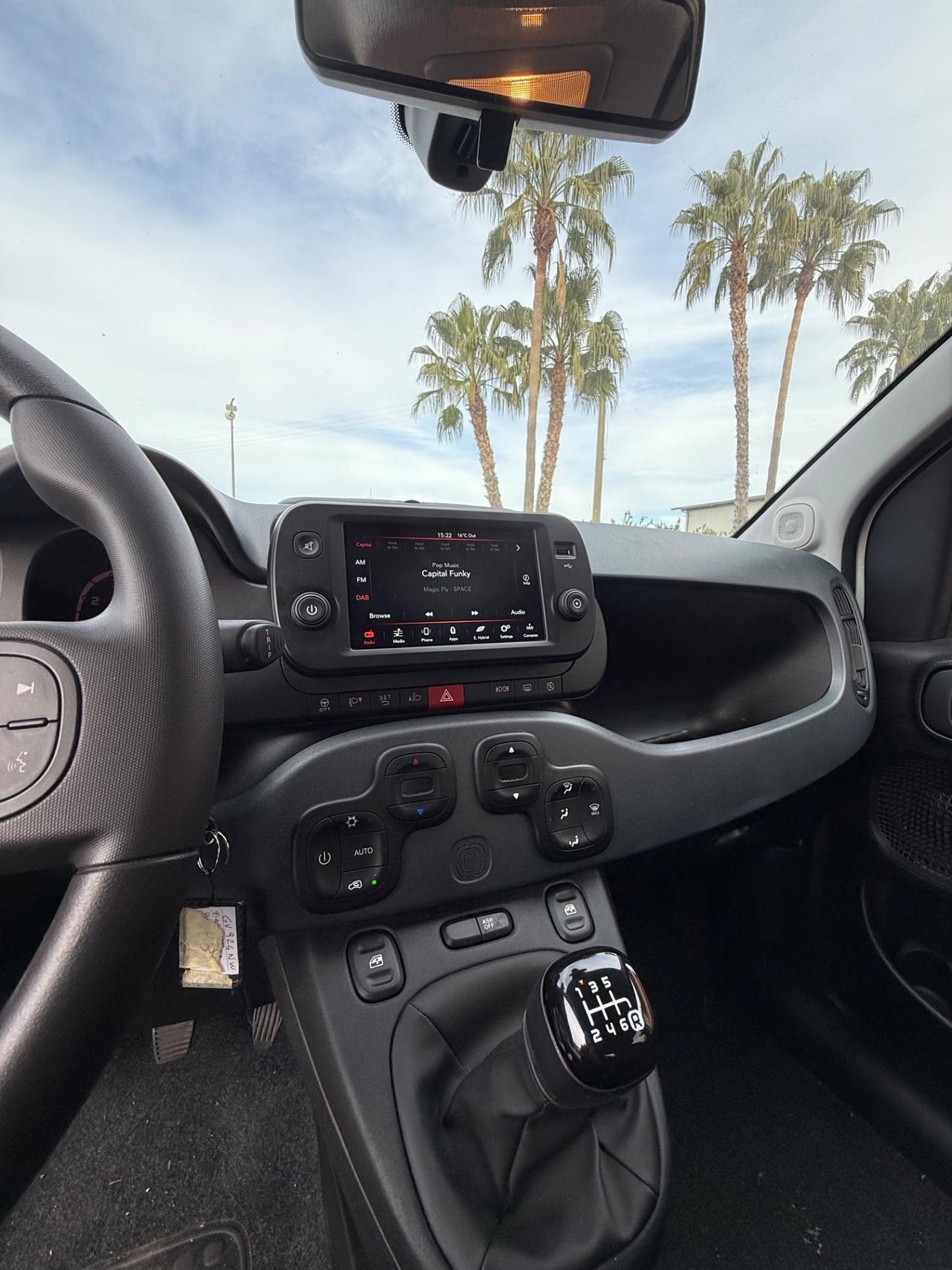 Fiat Panda 1.0 Hybrid CROSS