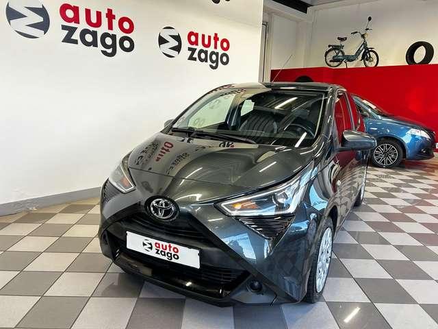 Toyota Aygo 1.0 Connect 72 CV 5 Porte X-Play