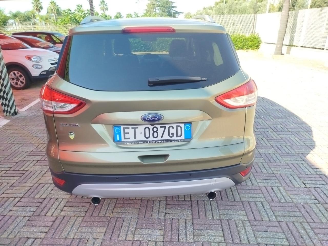 Ford Kuga 2.0 TDCI 140 CV 4WD Titanium