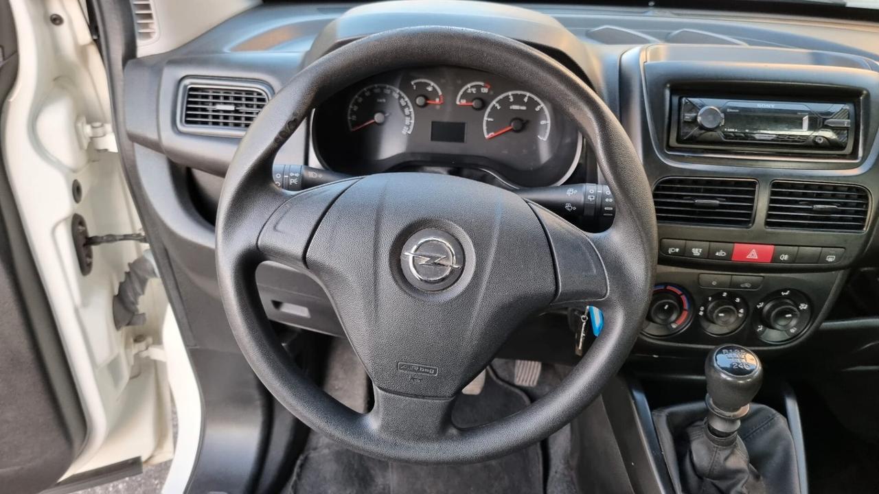 Opel Combo autocarro 5 posti