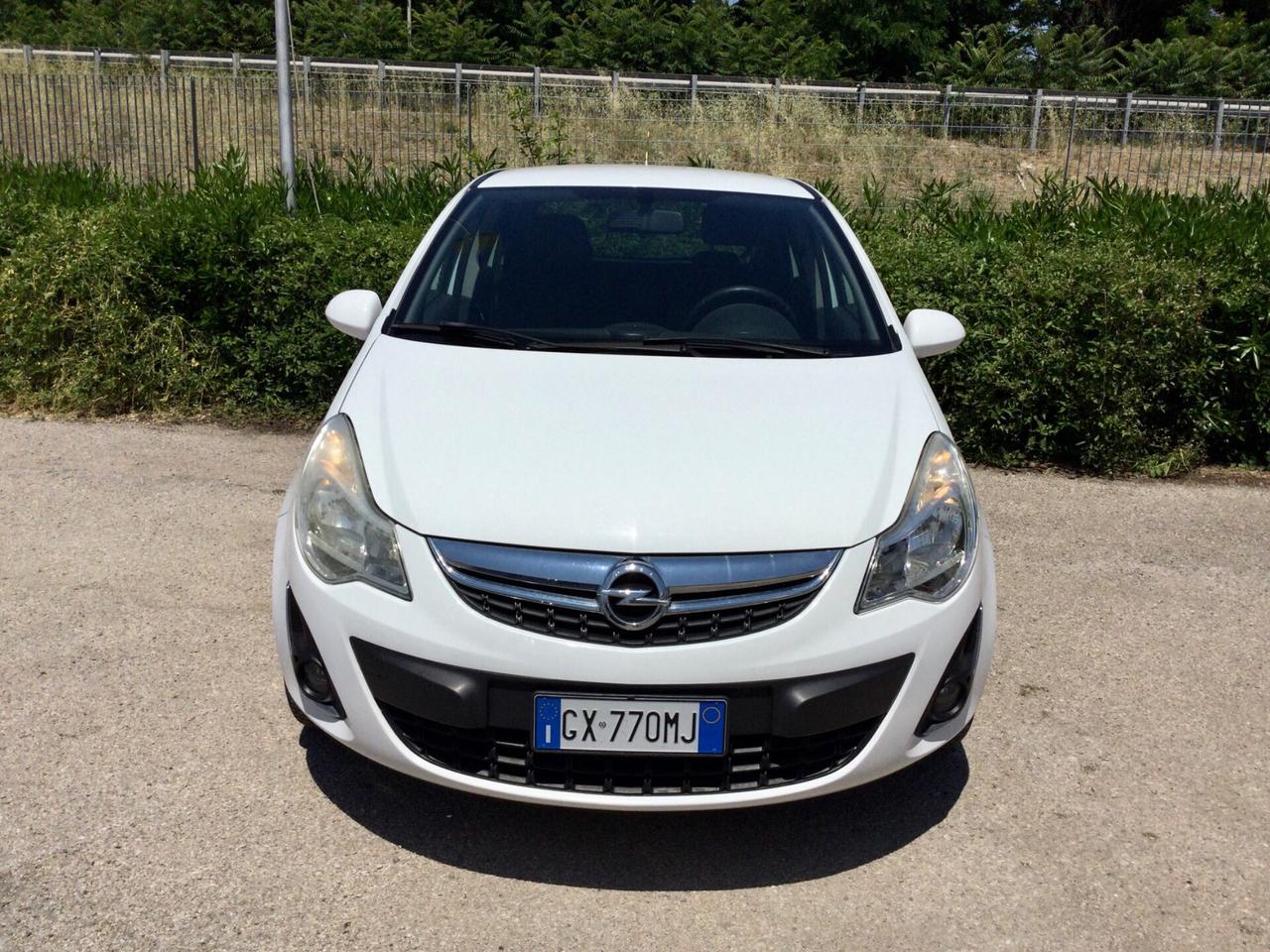 Opel Corsa 1.2 85CV 5 porte GPL-TECH Club