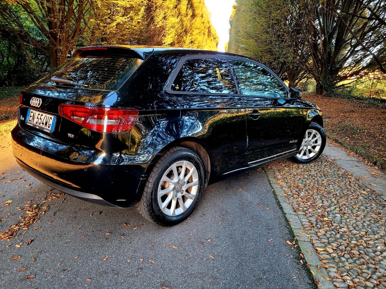 Audi A3 SPB 1.6 TDI 105 CV ADATTA A NEOPATENTATI