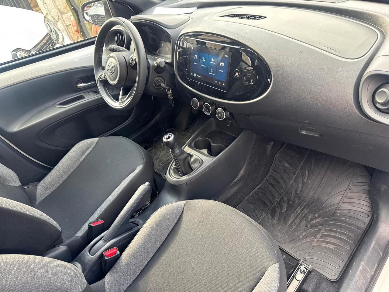Toyota Aygo X 1.0 VVT-i 72 CV 5 porte Trend