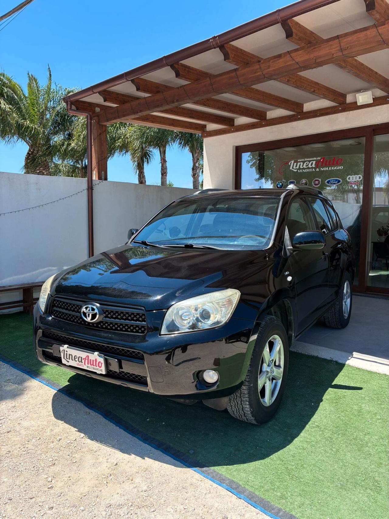 Toyota RAV 4 RAV4 2.2 D-4D 136 CV Luxury