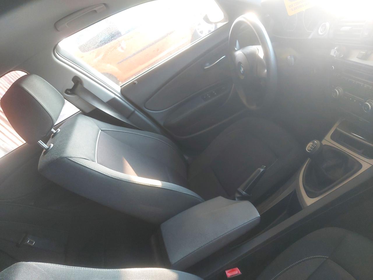 Bmw 118 Serie 1 118D 2011 tagliandata