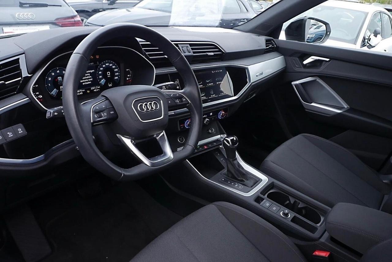 Audi Q3 45 TFSI S tronic S LINE esterno Cerchi 20