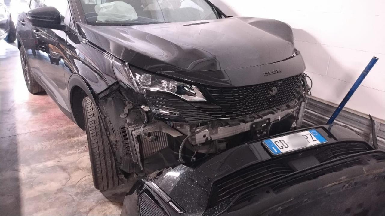 Peugeot 3008 BlueHDi 130 S&S EAT8 GT FULL OPTIONAL