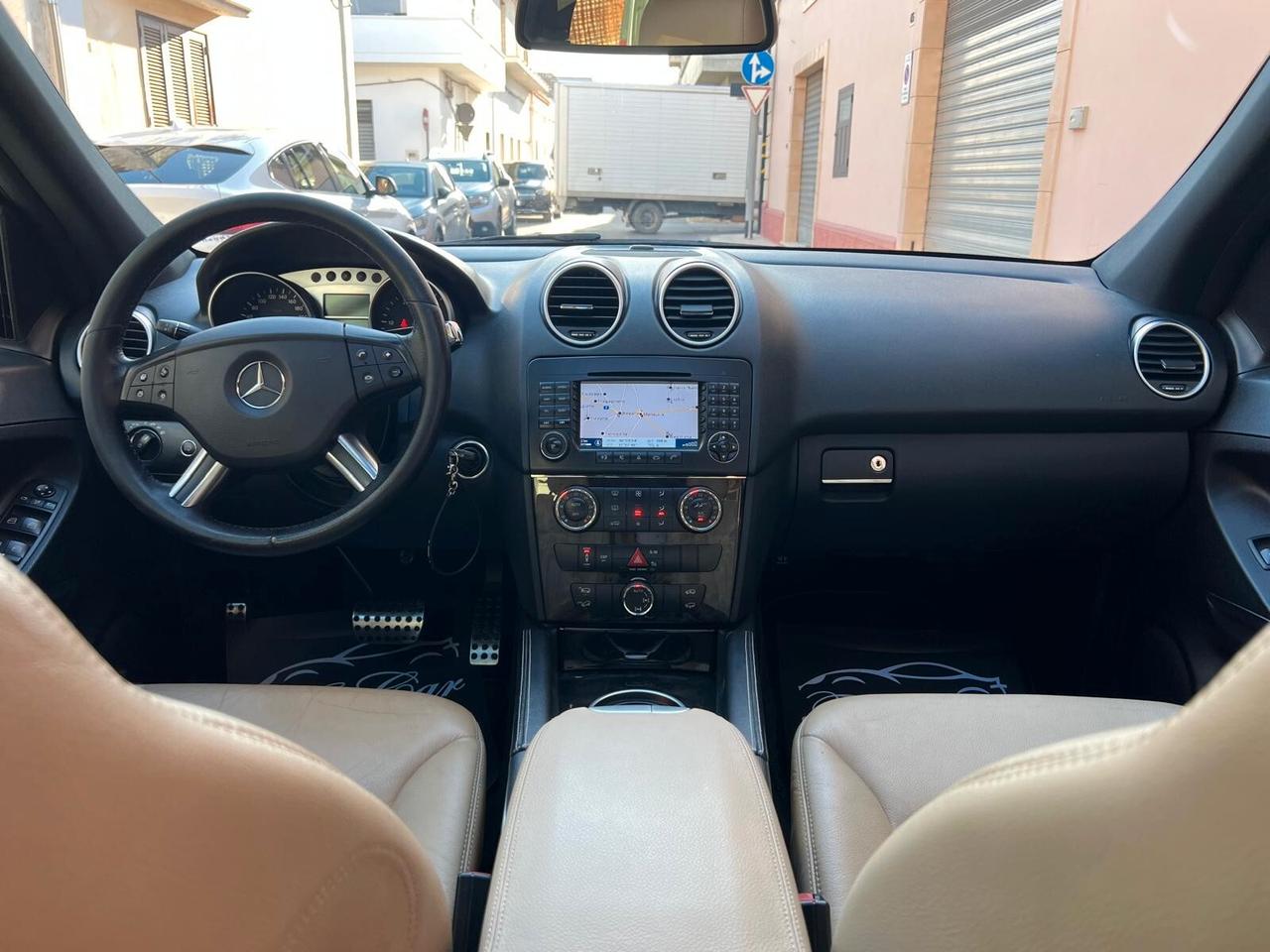 MERCEDES ML 320 SPORT 4 MATIC 3.0 224CV TETTO PELLE NAVI ANNO 2006