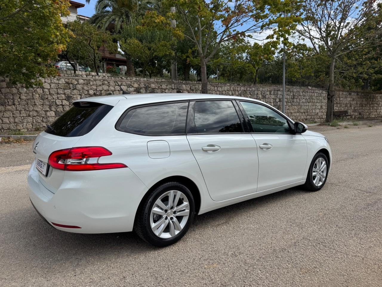 Peugeot 308 BlueHDi 130 S&S SW Business