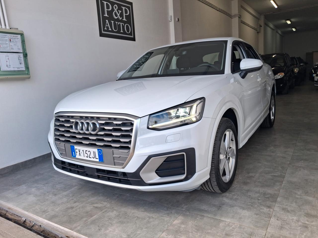 Audi Q2 30 TDI S tronic Business Design
