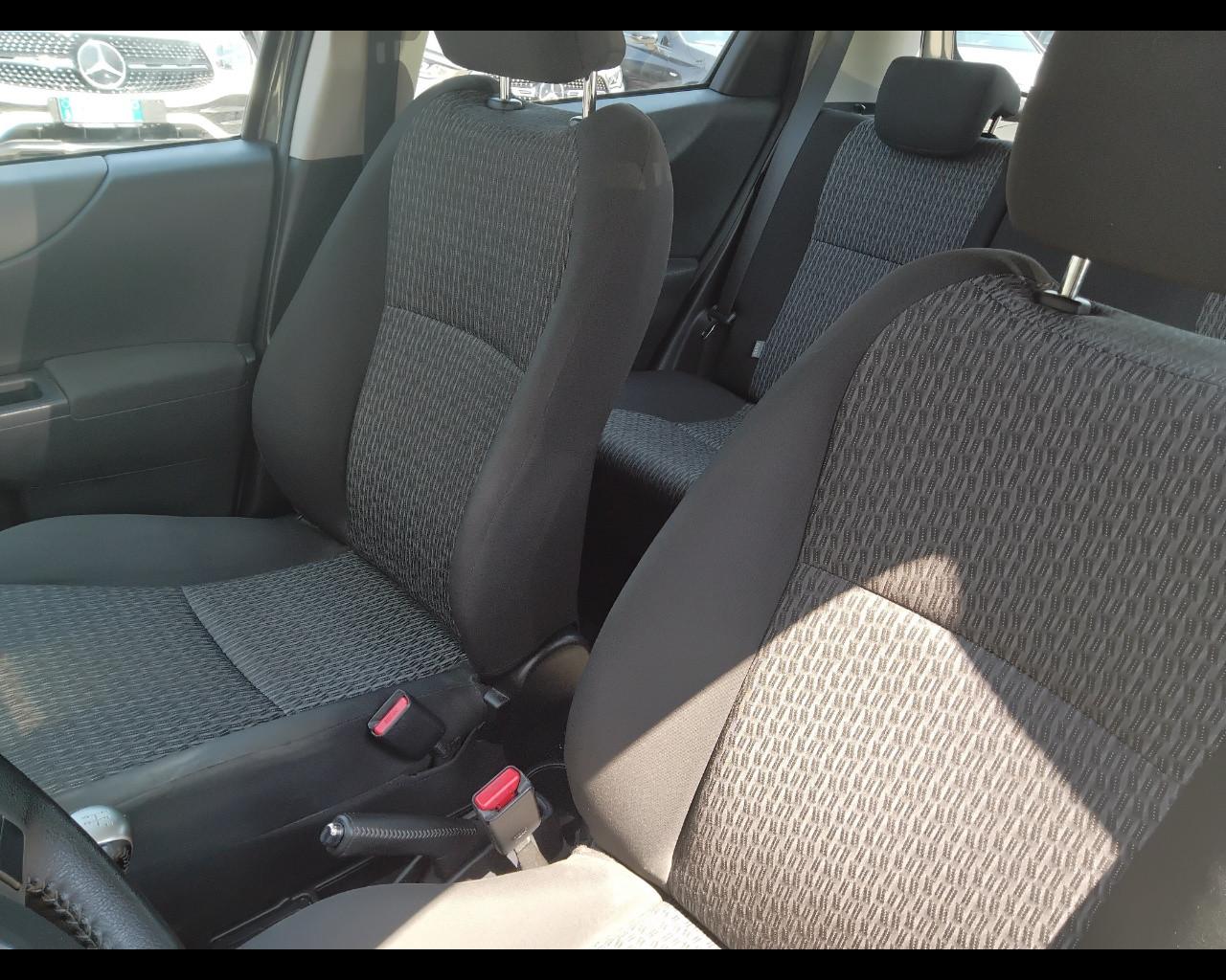 TOYOTA Yaris III 2011 - Yaris 5p 1.0 Active
