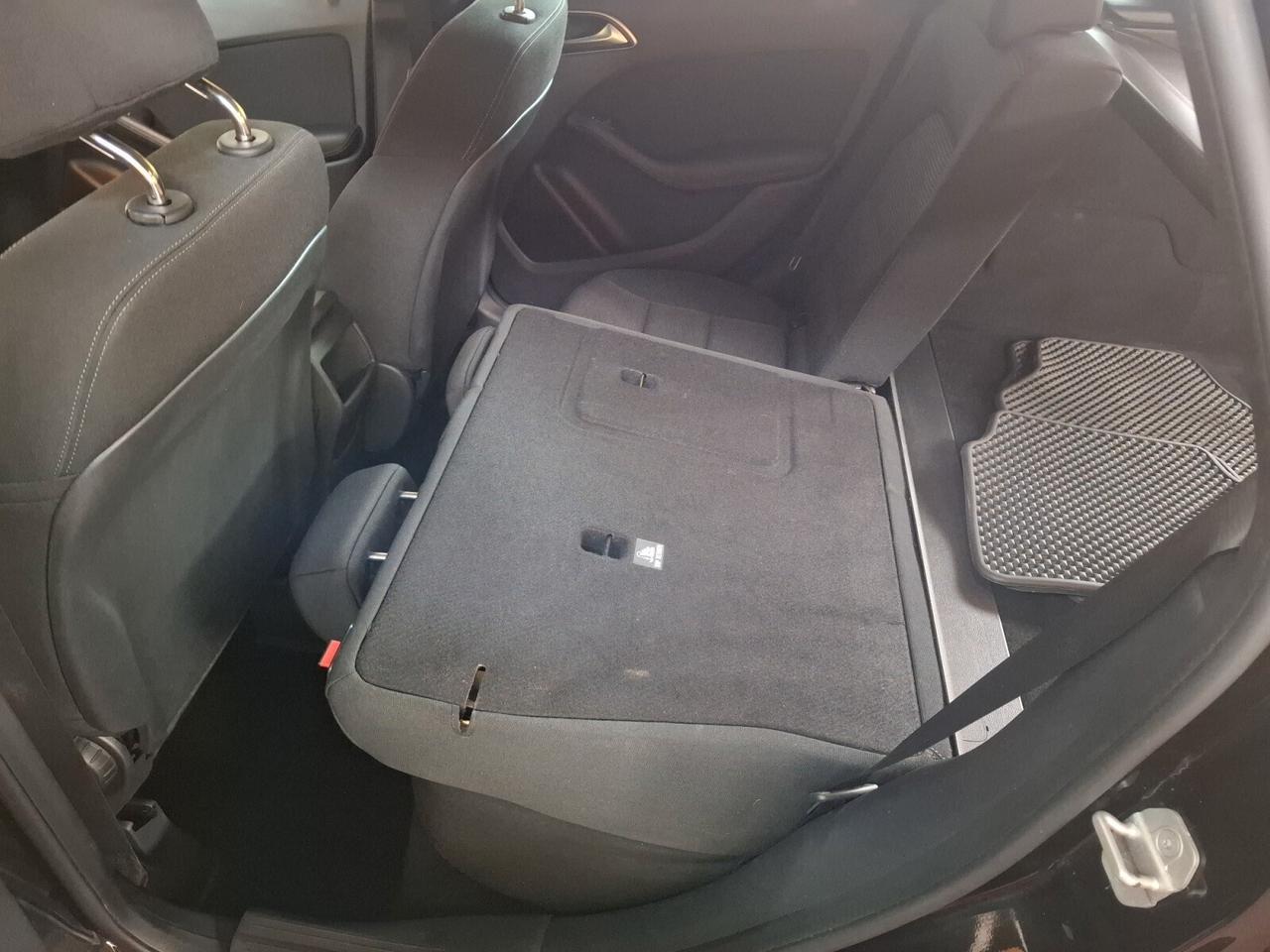 Mercedes-benz B 180 B 180 d Business full optional