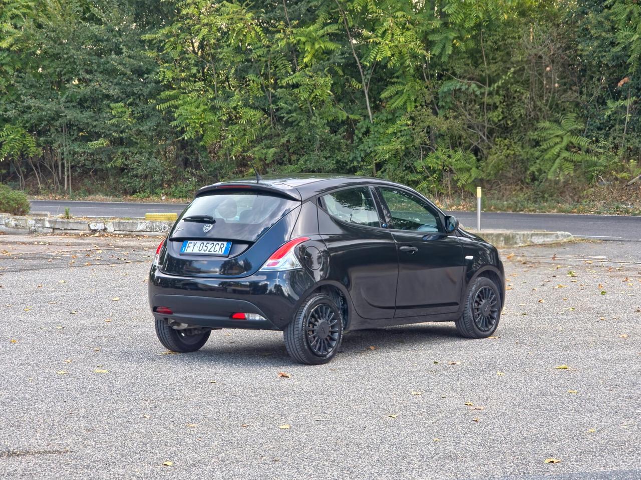 Lancia Ypsilon 1.2 69 CV 5 porte GPL Ecochic Gold E6 Manuale NEO 2019