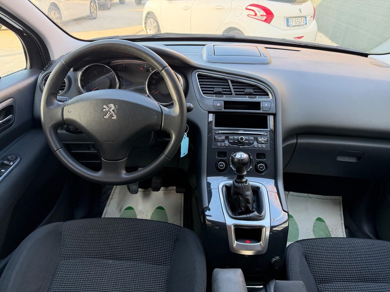 Peugeot 5008 1.6 HDi 115CV 7 POSTI