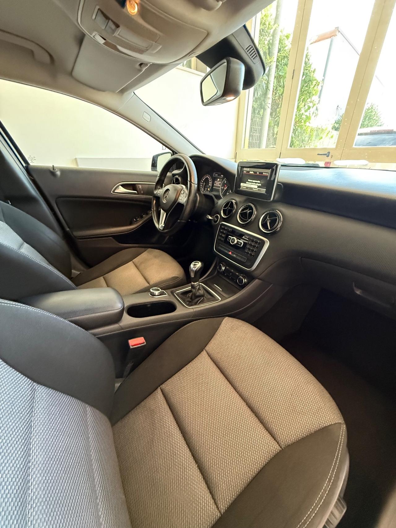 Mercedes-benz A 160 CDI Premium