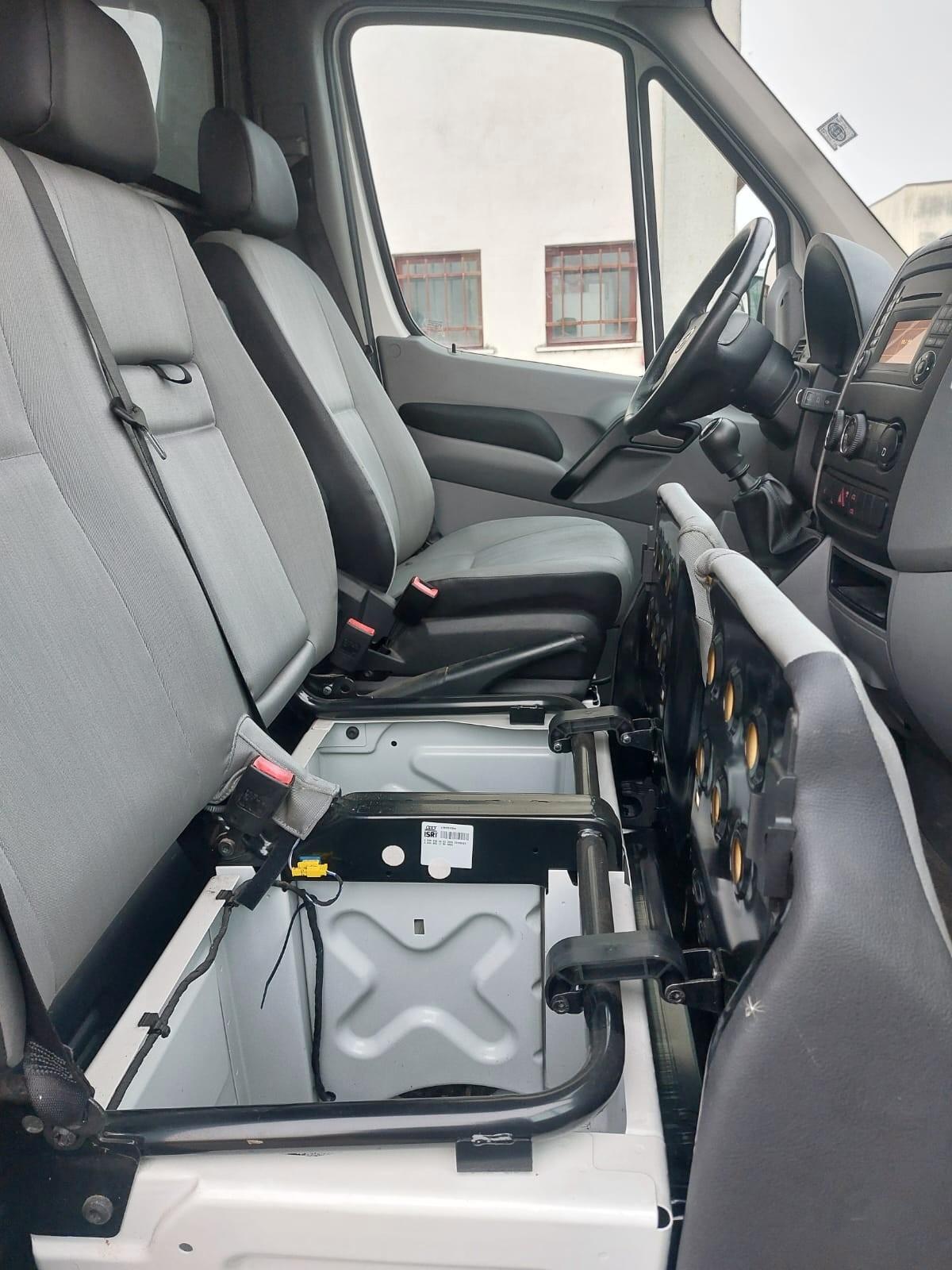 Volkswagen Crafter 35 L2H3 163cavali 42700 chilometri!!!