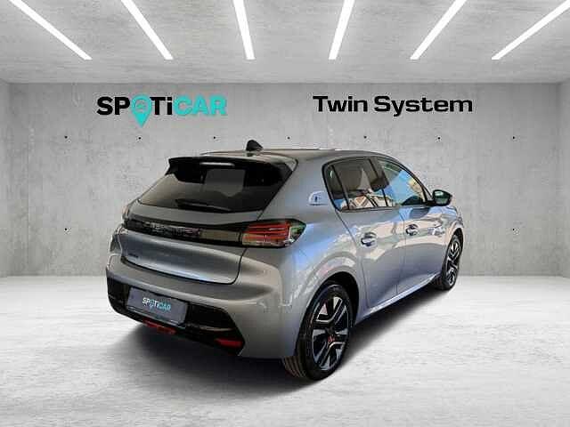 Peugeot 208 motore elettrico 136 CV 5 porte Allure