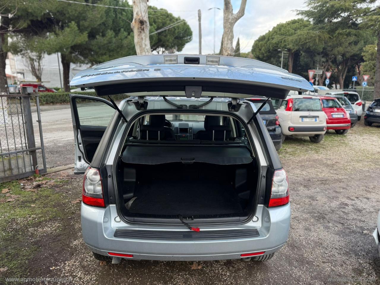 LAND ROVER Freelander 2.2 SD4 S.W. HSE