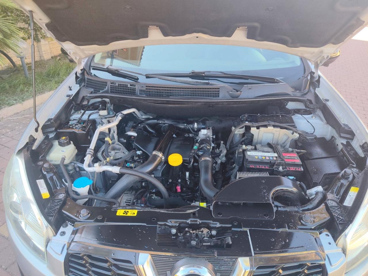 Nissan Qashqai 1.5 dCi DPF Tekna