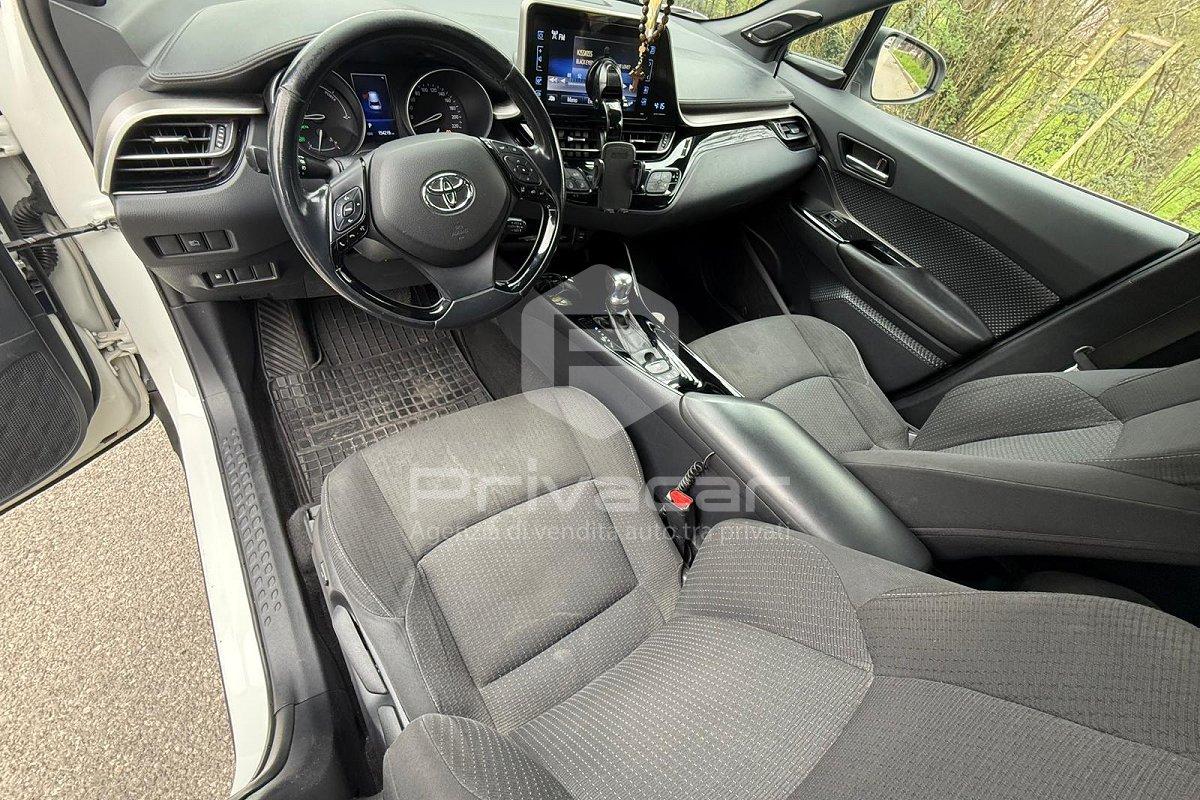 TOYOTA C-HR 1.8 Hybrid E-CVT Trend