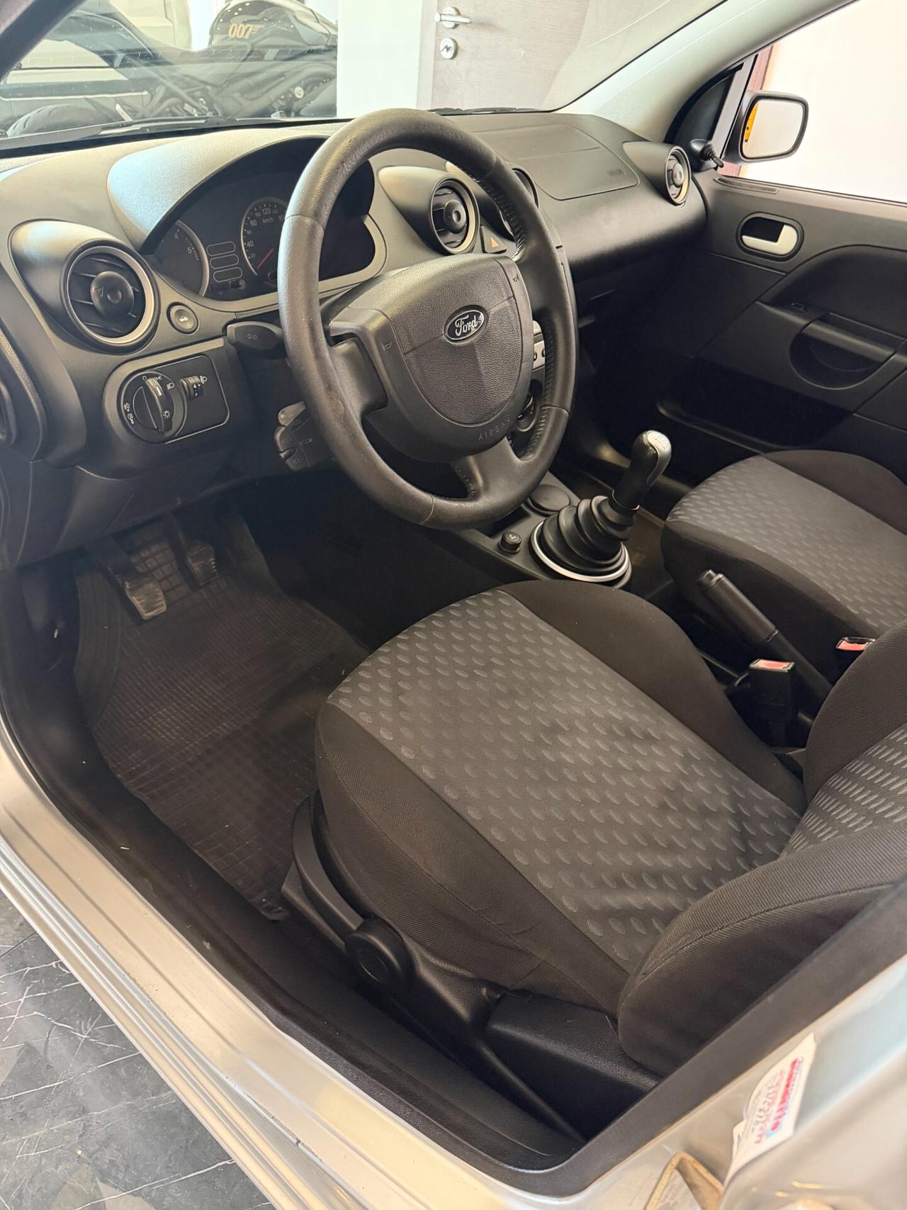 Ford Fiesta 1.4 TDCi 5p. Ghia