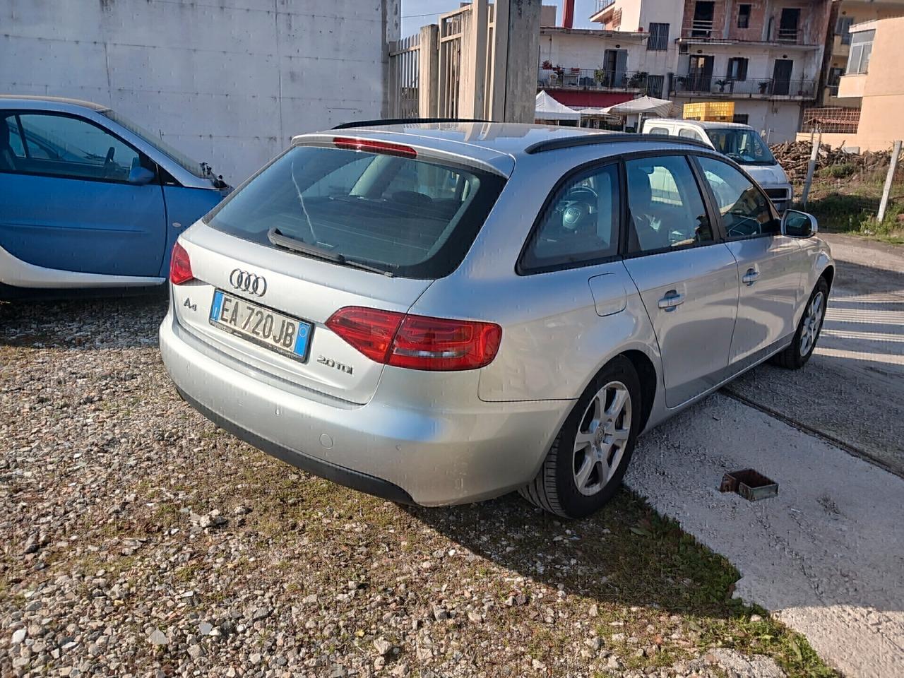 Audi A4 2.0 TDI 143CV GARANTITA 12 MESI