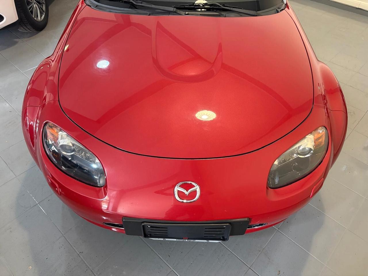 Mazda MX-5 Roadster 2.0L 16V 3rd Generation