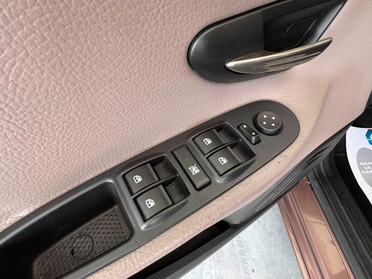 Lancia Ypsilon 1.2 69 CV 5 porte Elle