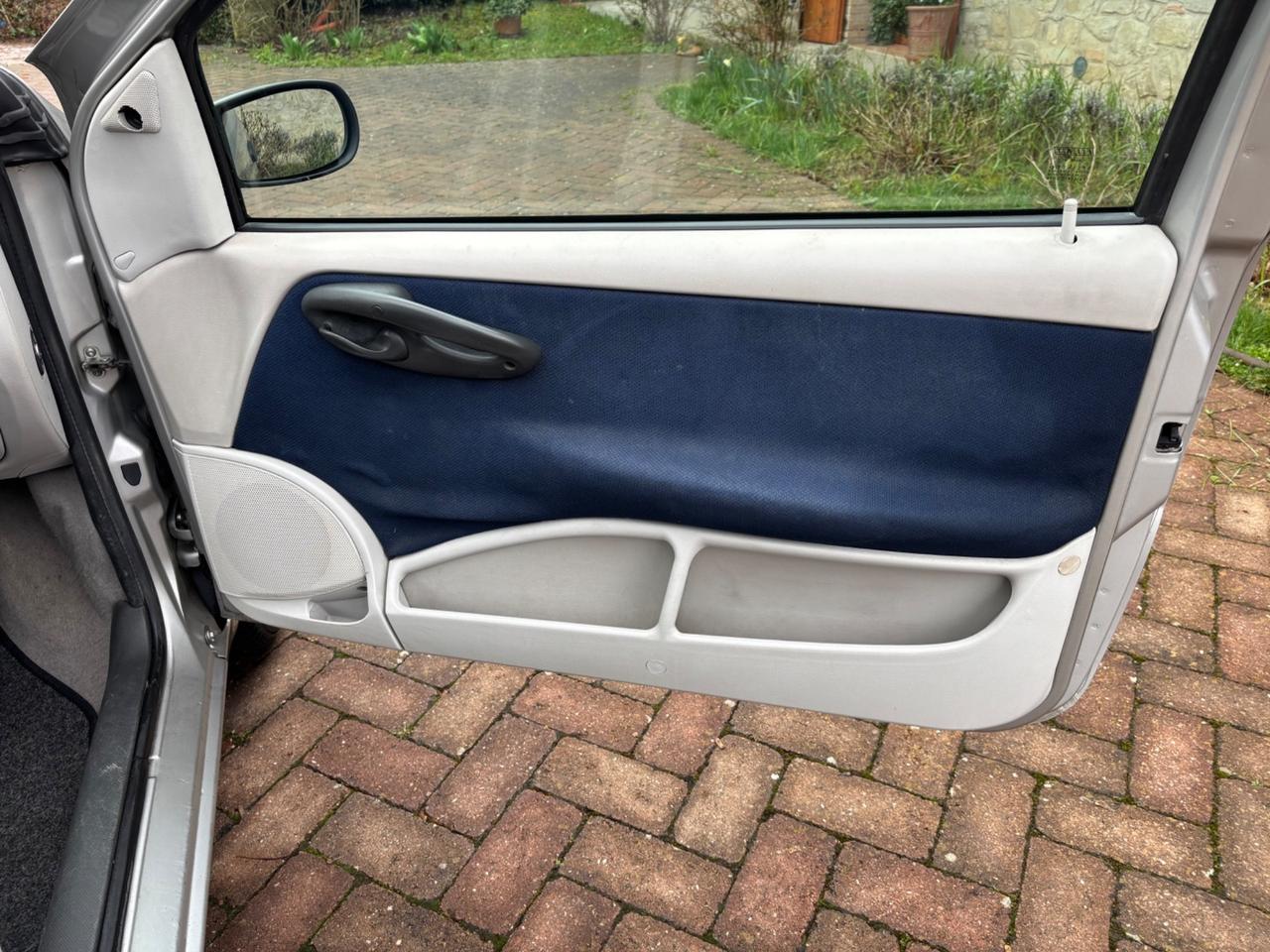 Fiat Punto 1.2i 16V cat 3 porte ELX