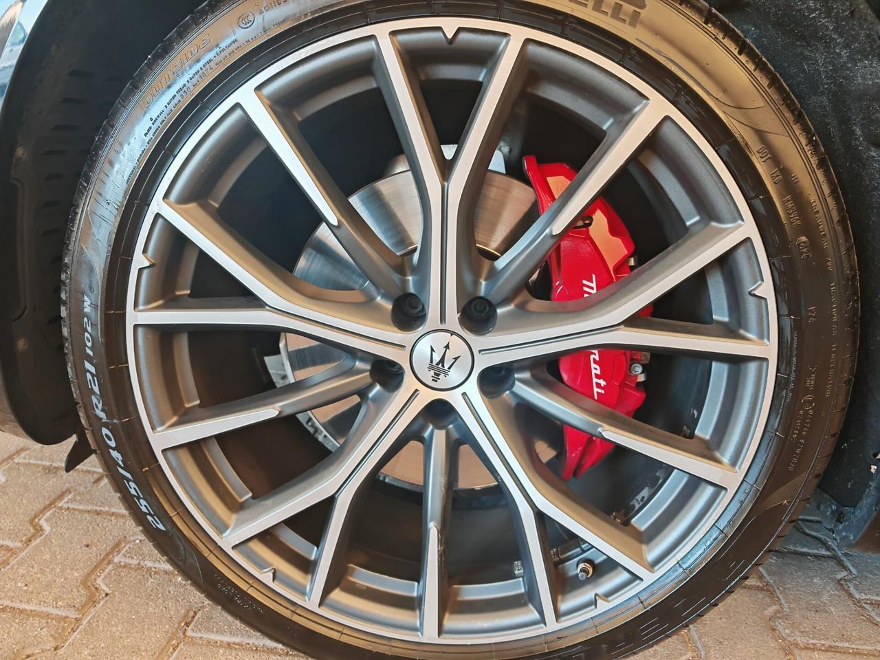 Maserati Grecale MHEV 330 CV AWD Modena