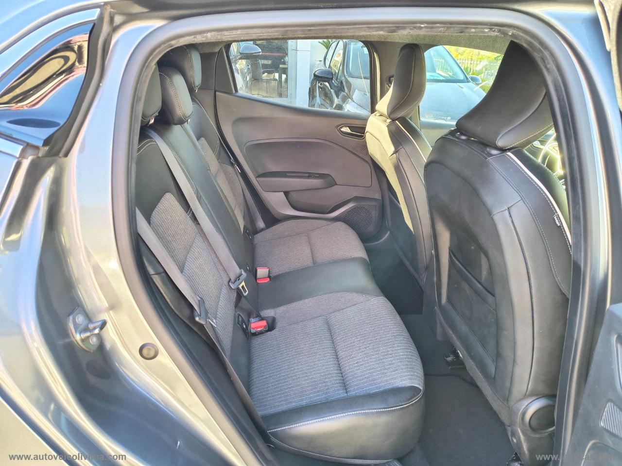 RENAULT Clio TCe 100 CV GPL Techno