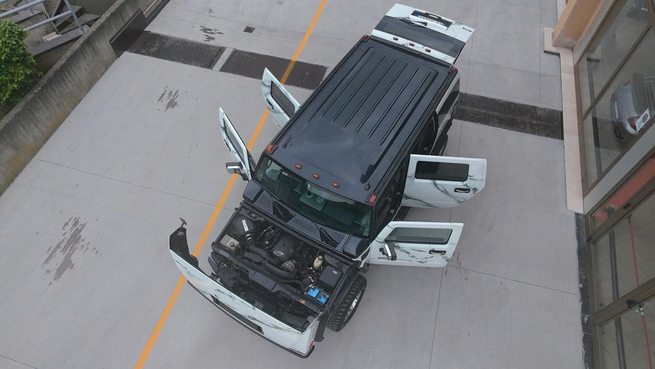Hummer H2 6.0 V8 Luxury