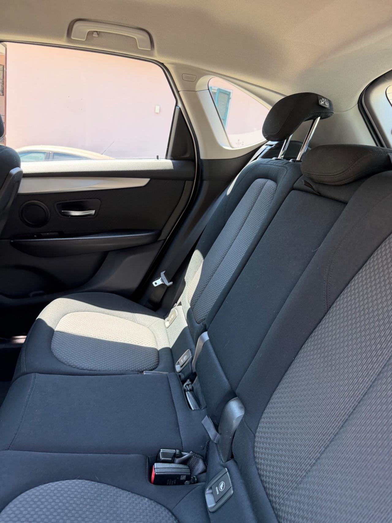 Bmw 216d ACTIVE TOURER SPORT EU6B KMCERT