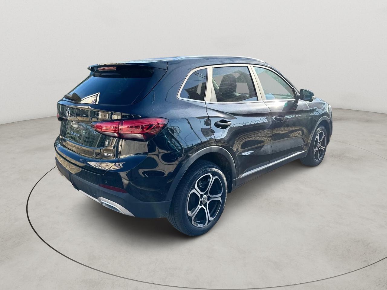 NUOVA MG ZS COMFORT ICE