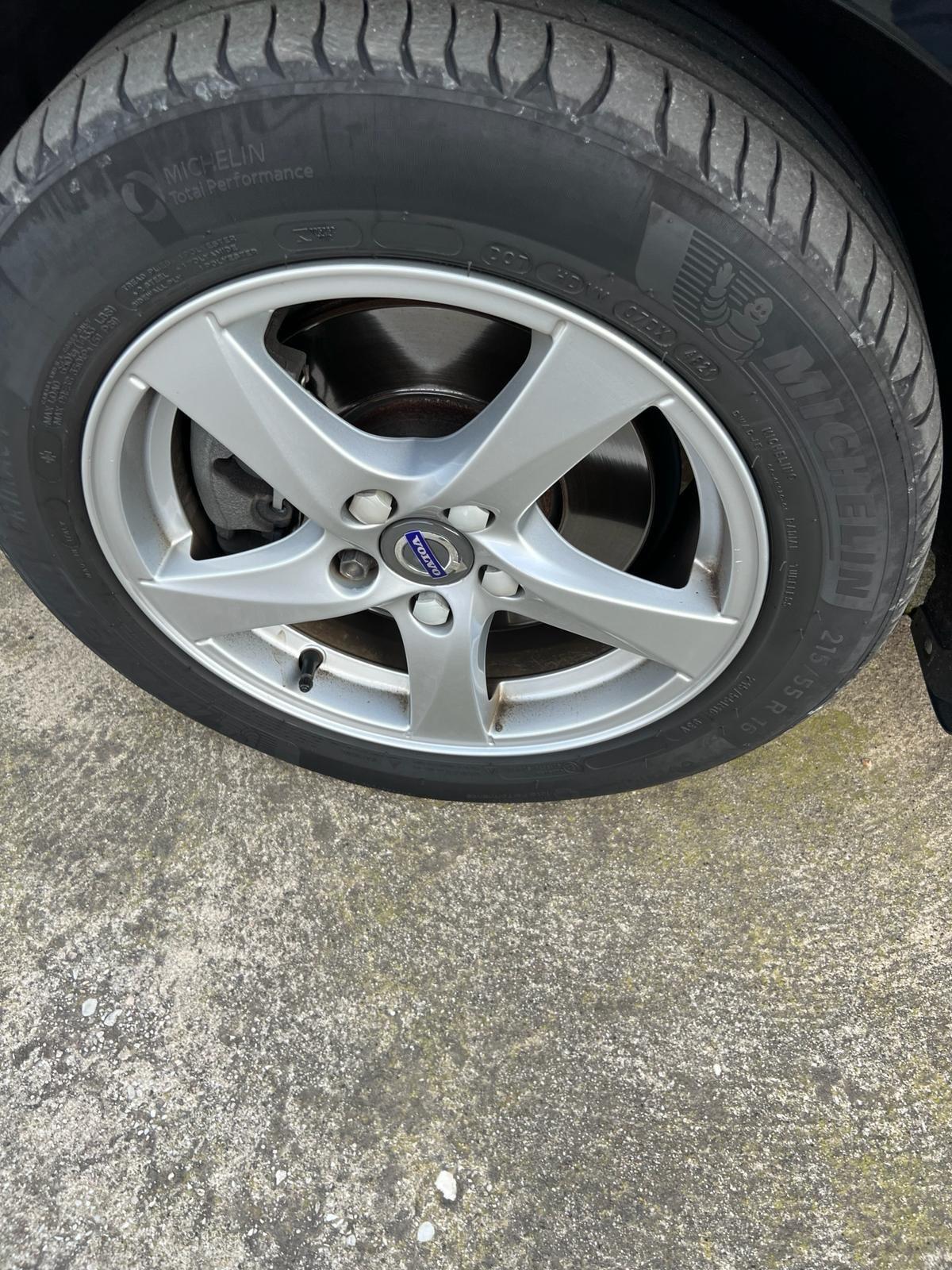 VOLVO V 60 SW 2.0 DIESEL ANNO 2018