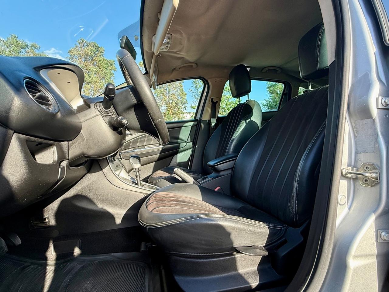 Lancia Delta 1.6 MJT Platino