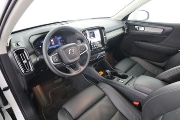 VOLVO XC40 (2017--->) XC40 B3 automatico Core