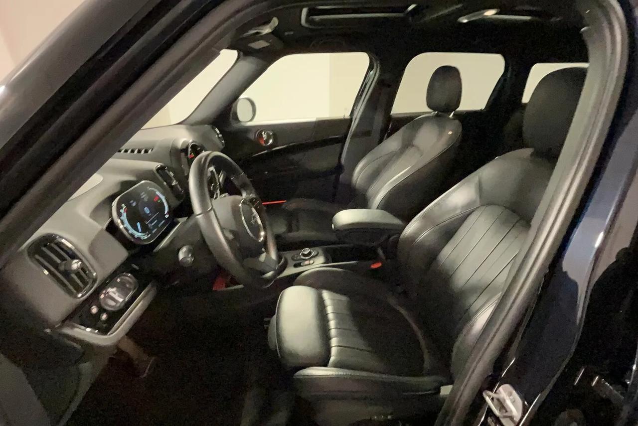 Mini Cooper Countryman 1.5 Essential