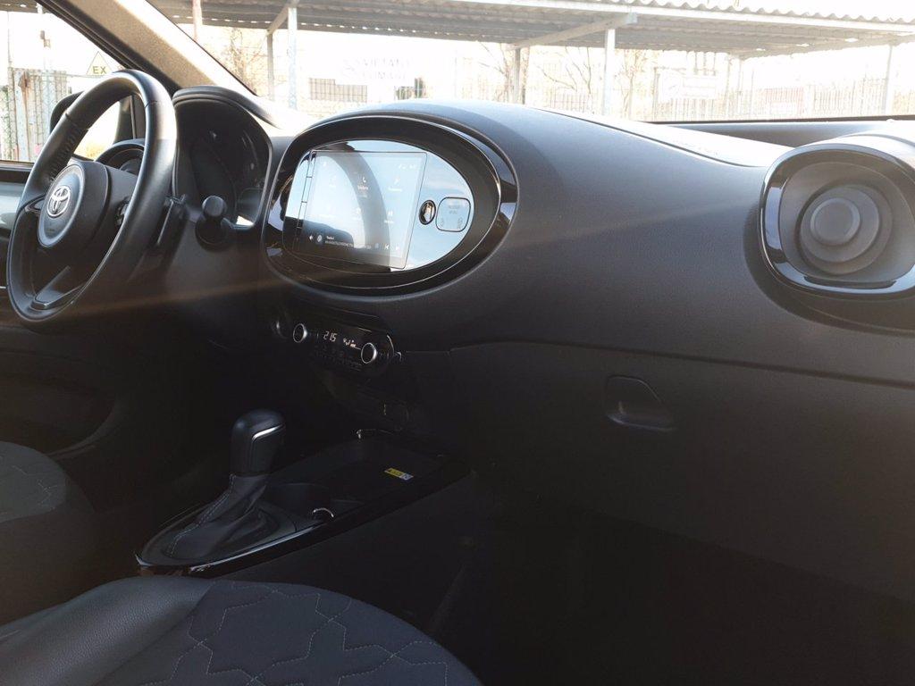 TOYOTA Aygo x 1.0 lounge 72cv s-cvt del 2022