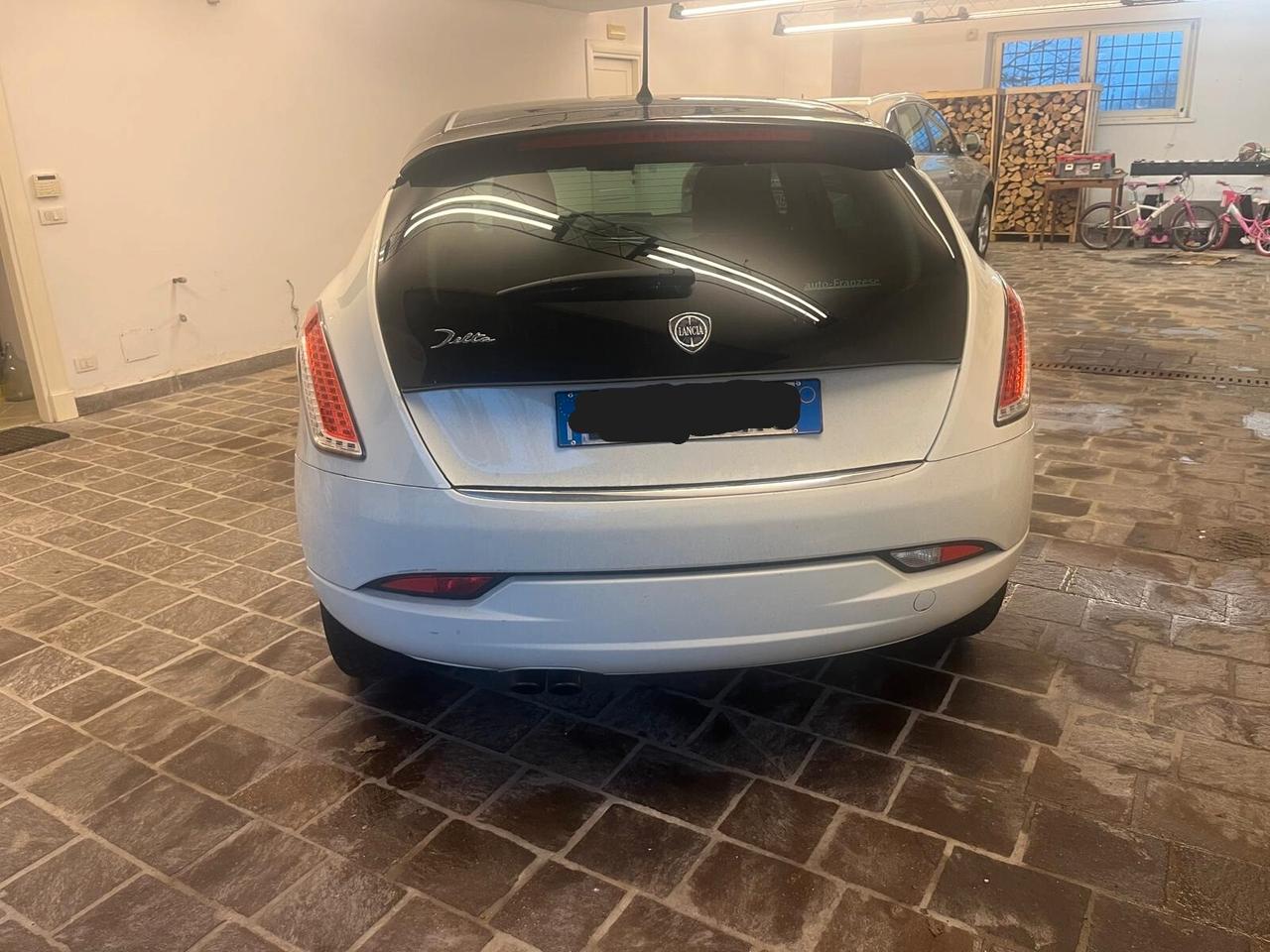 Lancia Delta 1.6 MJT DPF Gold