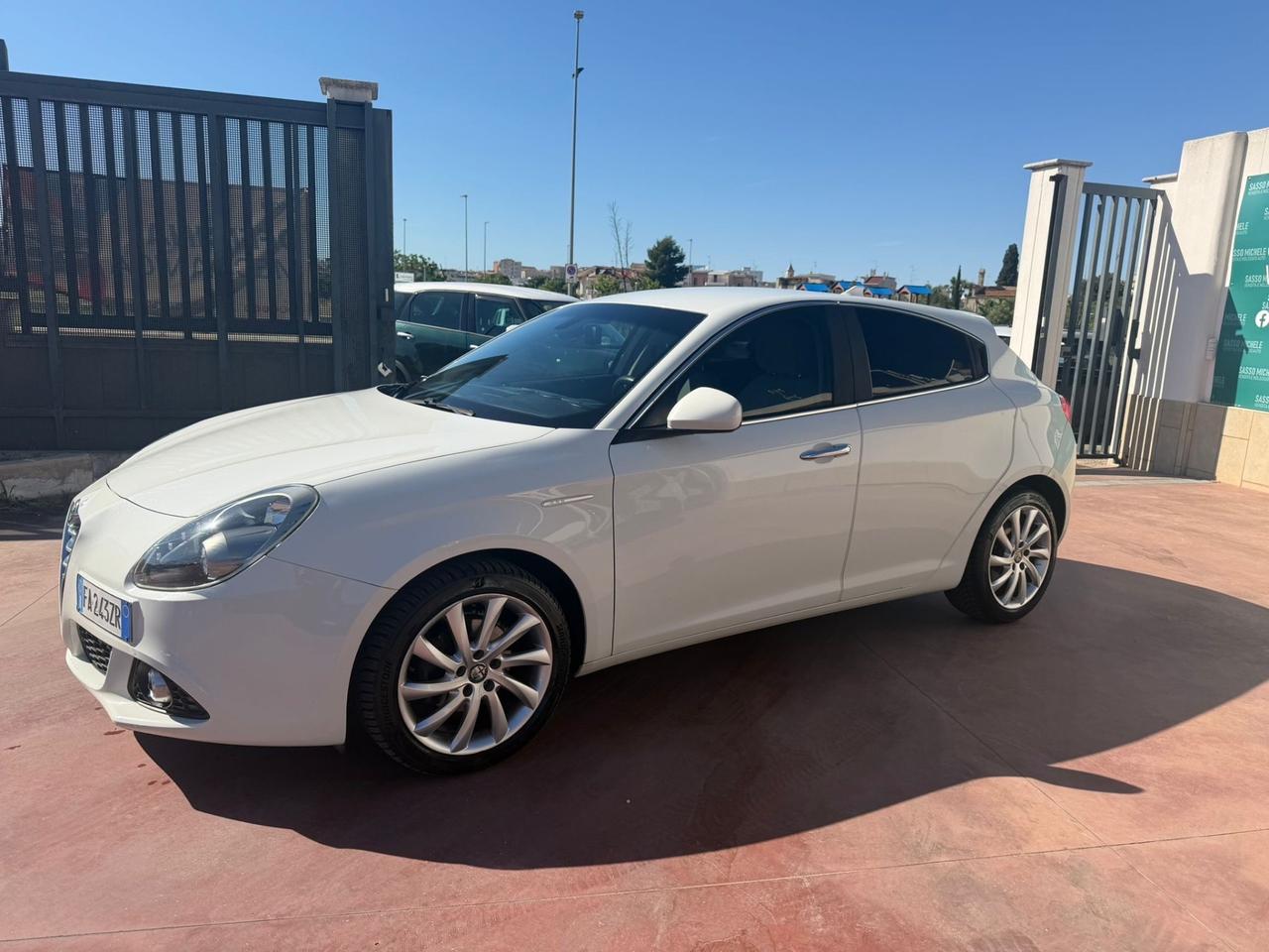 Alfa Romeo Giulietta 1.6 JTDm-2 120 CV Exclusive