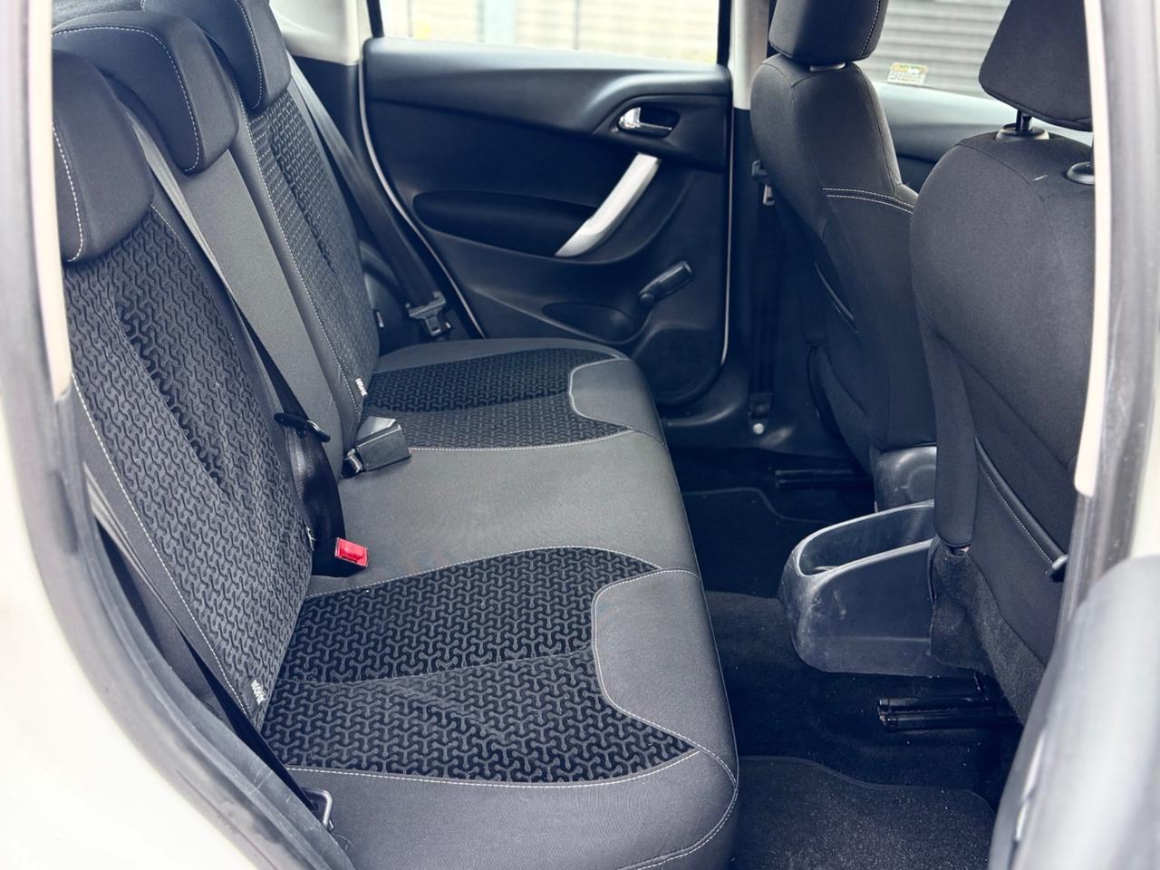 Citroen C3 1.1 Benzina 60cv Neopatentati 2012